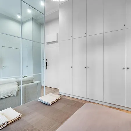 Riverside View Апартаменти