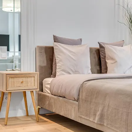 公寓 Riverside View - Parking Free *